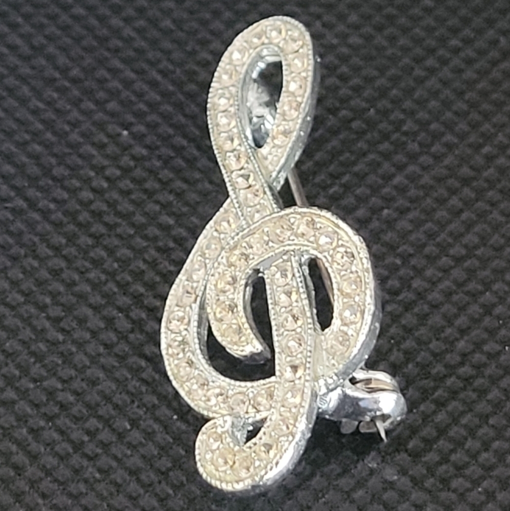 VINTAGE Rhinestone Treble Clef Music Note Brooch - Picture 2 of 12